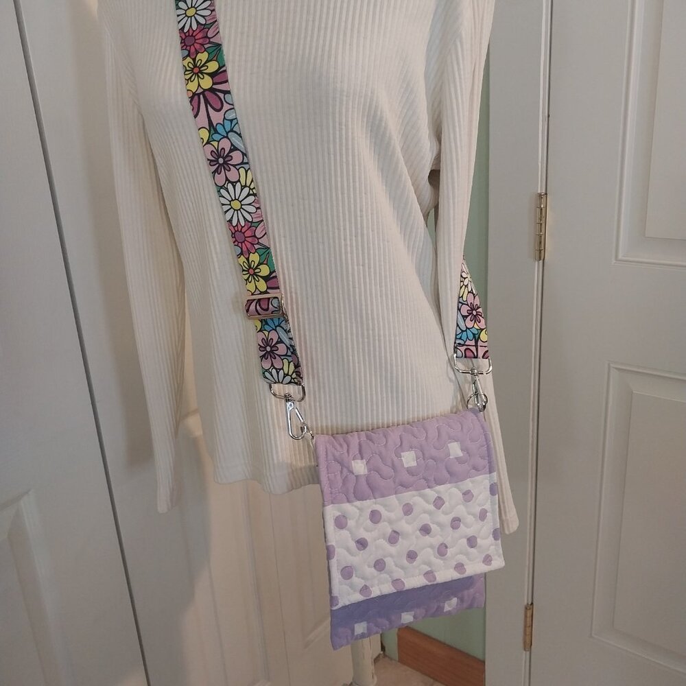 3182 Handmade Quilted Crossbody Bag with Guitar Strap. In Brown, Orange, Teal. - Picture 5 of 5